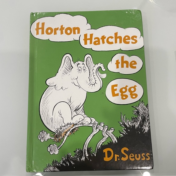 8 Dr.Seuss books! - Picture 3 of 8